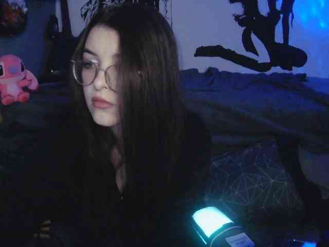 kitsun0ira webcam