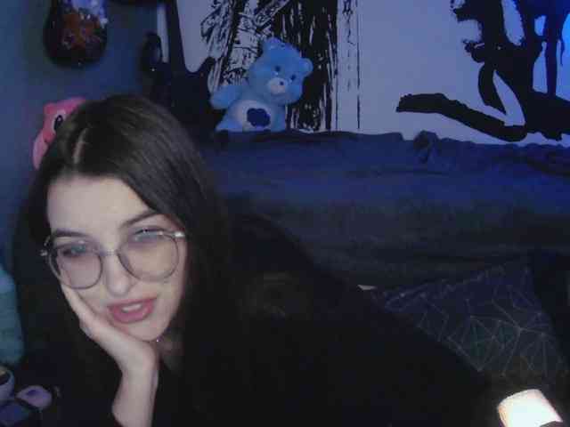 kitsun0ira webcam