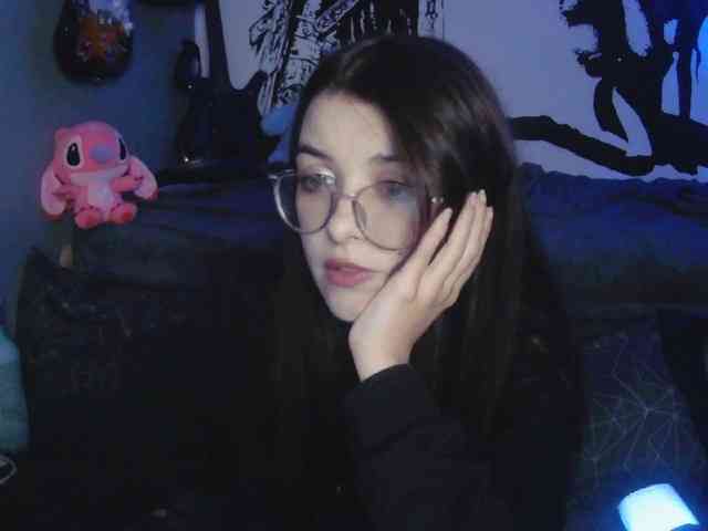kitsun0ira webcam