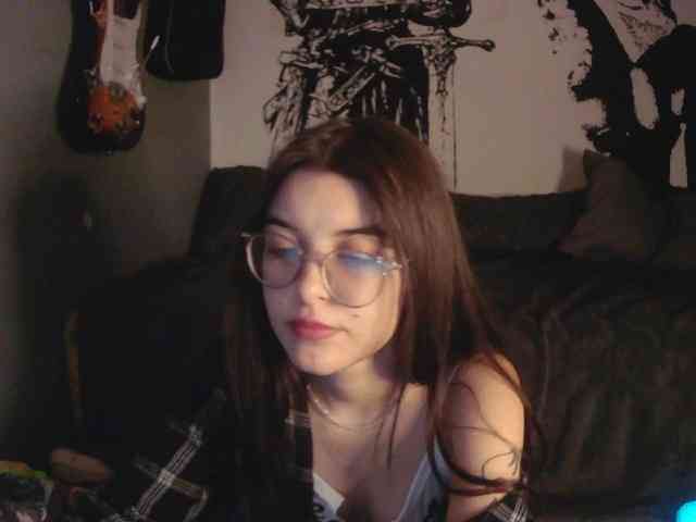 kitsun0ira webcam