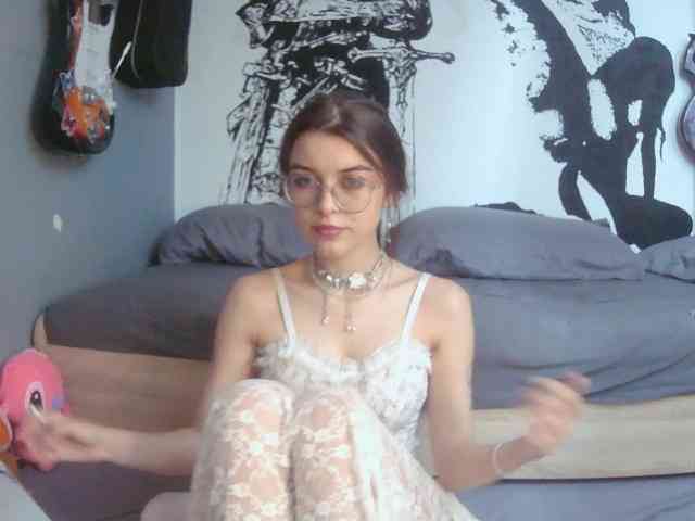 kitsun0ira webcam