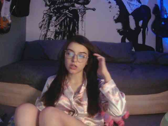 kitsun0ira webcam