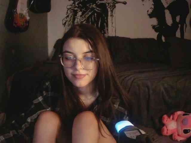 kitsun0ira webcam