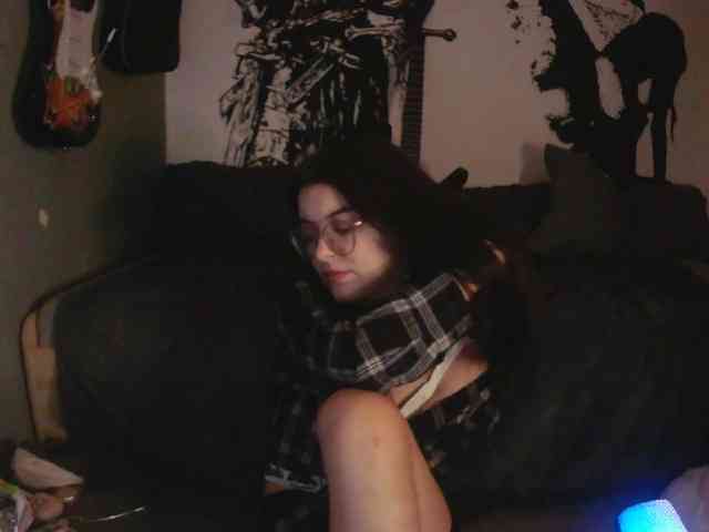 kitsun0ira webcam