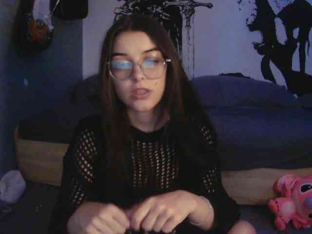 kitsun0ira webcam