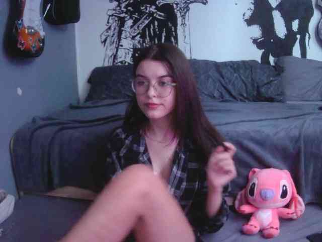 kitsun0ira webcam