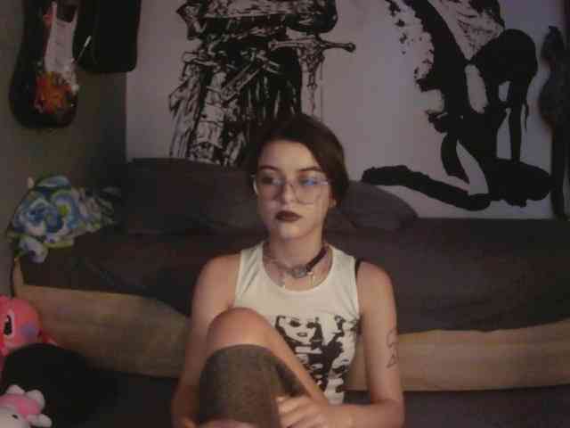 kitsun0ira webcam