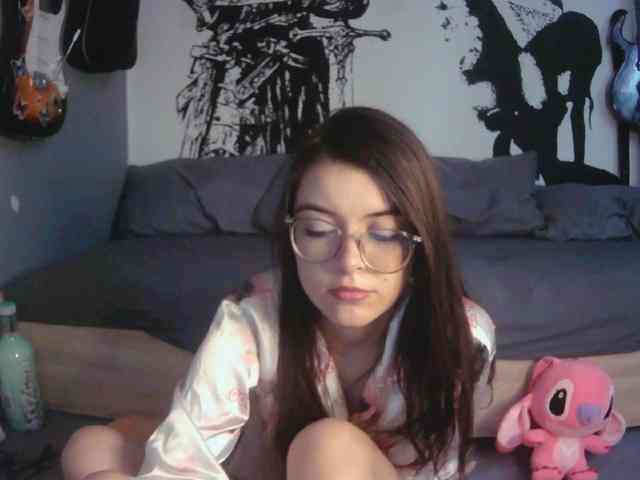 kitsun0ira webcam