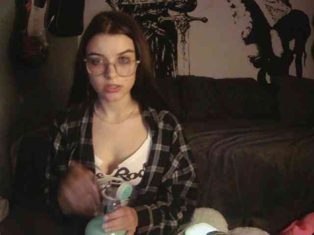kitsun0ira webcam
