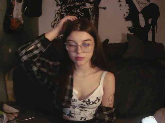 kitsun0ira webcam