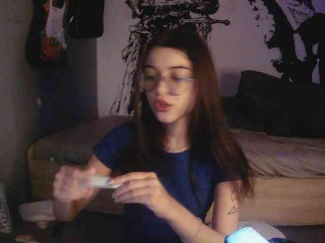 kitsun0ira webcam