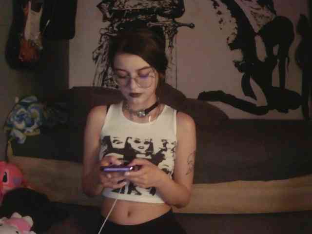 kitsun0ira webcam