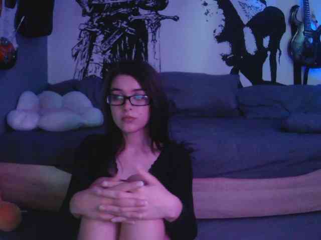 kitsun0ira webcam