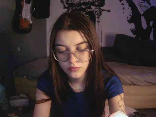 kitsun0ira webcam