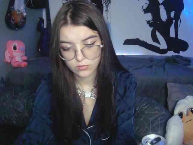 kitsun0ira webcam
