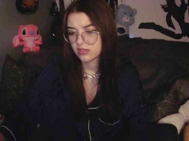 kitsun0ira webcam