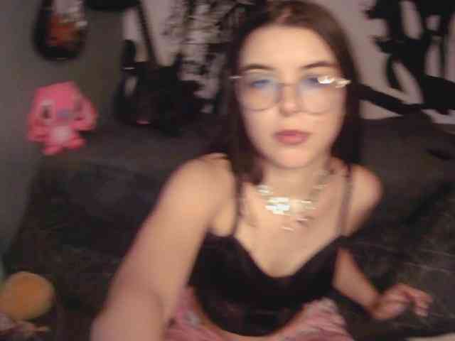 kitsun0ira webcam