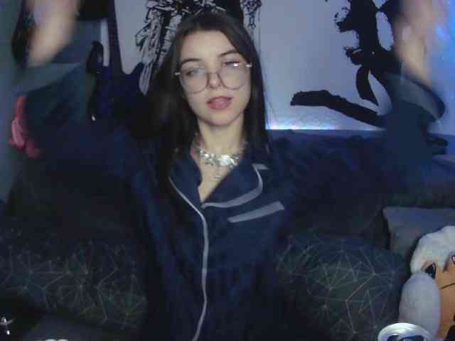 kitsun0ira webcam