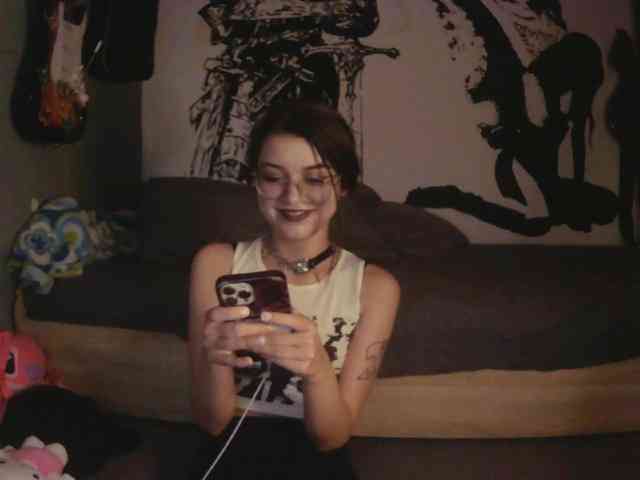 kitsun0ira webcam