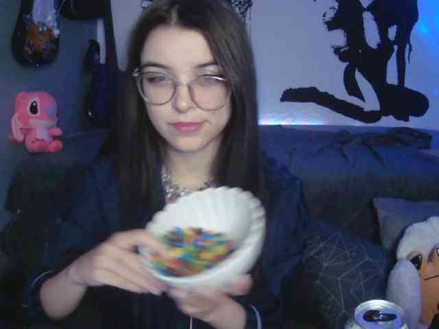 kitsun0ira webcam