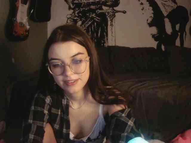 kitsun0ira webcam
