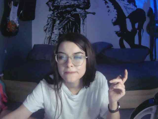 kitsun0ira Sex Cam Show