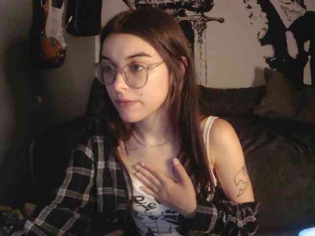 kitsun0ira webcam