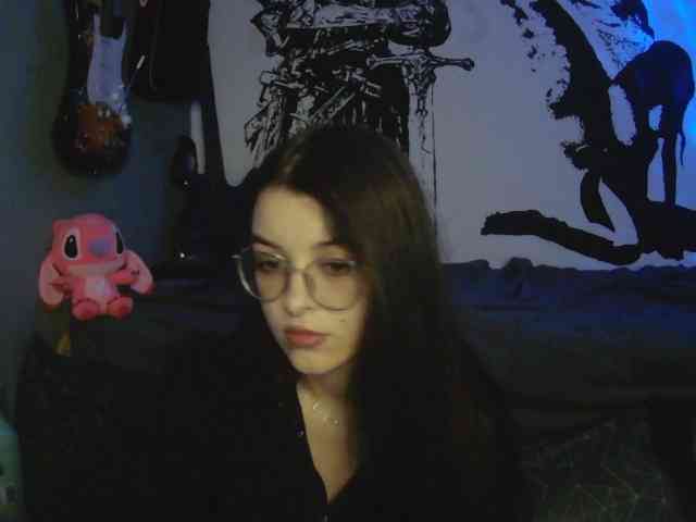 kitsun0ira webcam