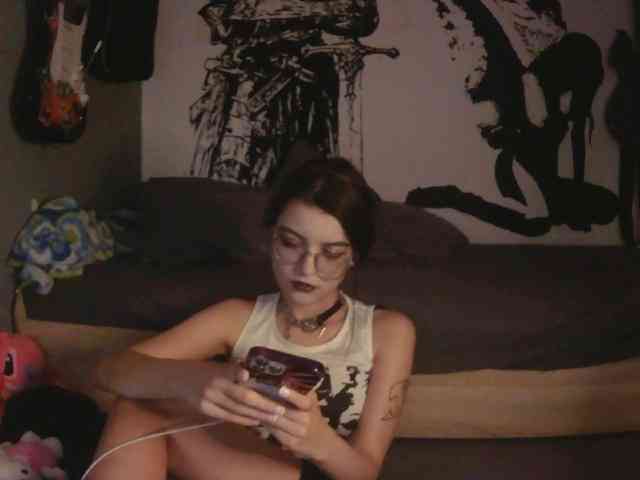 kitsun0ira webcam