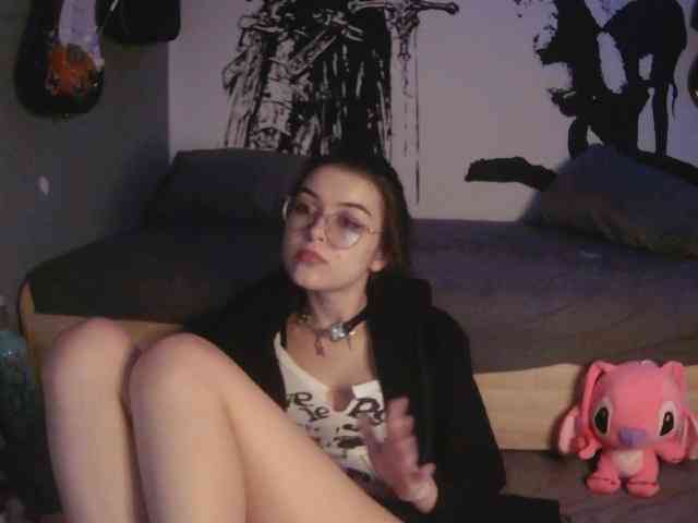 kitsun0ira webcam