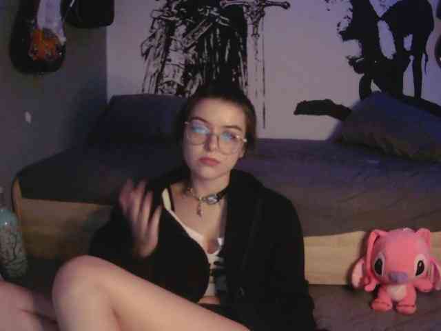 kitsun0ira webcam