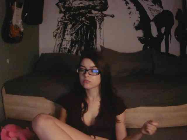 kitsun0ira webcam