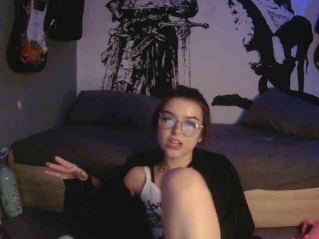 kitsun0ira webcam