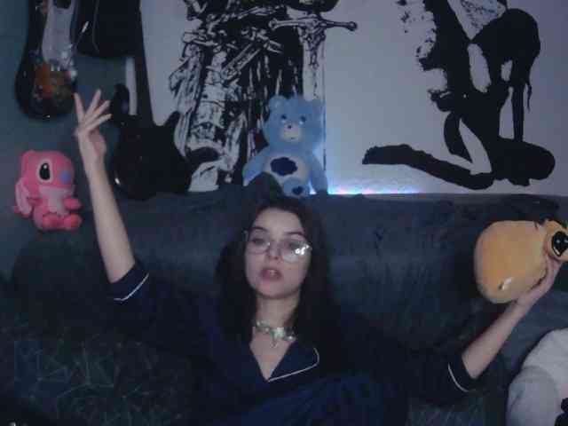 kitsun0ira webcam