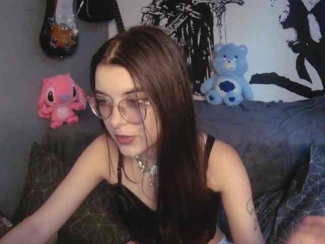 kitsun0ira webcam