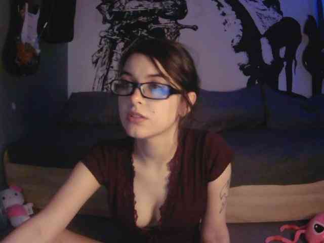 kitsun0ira webcam