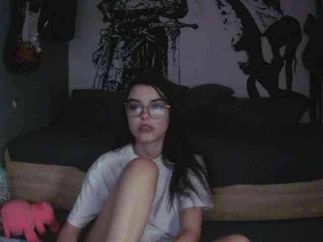 kitsun0ira webcam