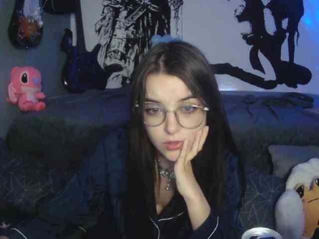 kitsun0ira webcam
