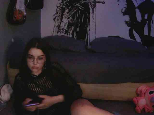 kitsun0ira webcam