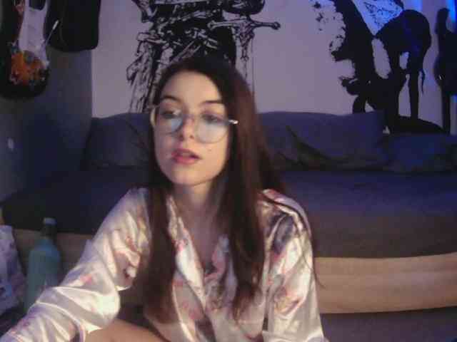 kitsun0ira webcam