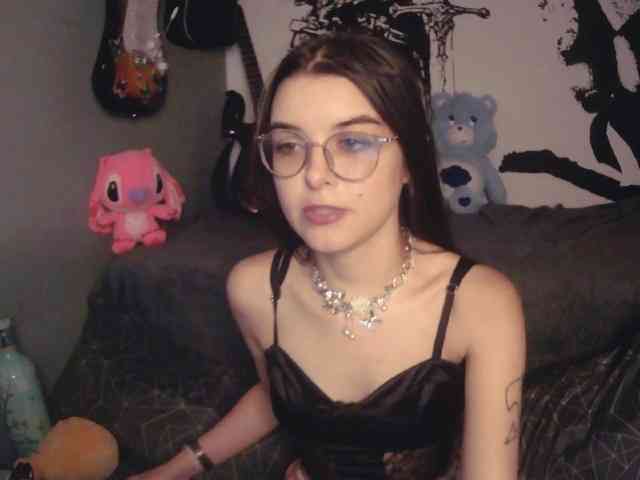 kitsun0ira webcam