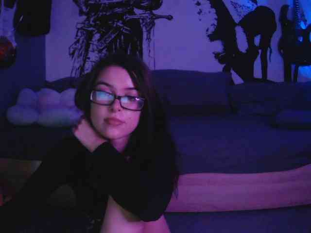 kitsun0ira webcam