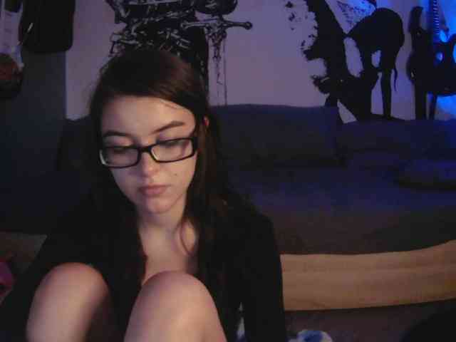 kitsun0ira webcam