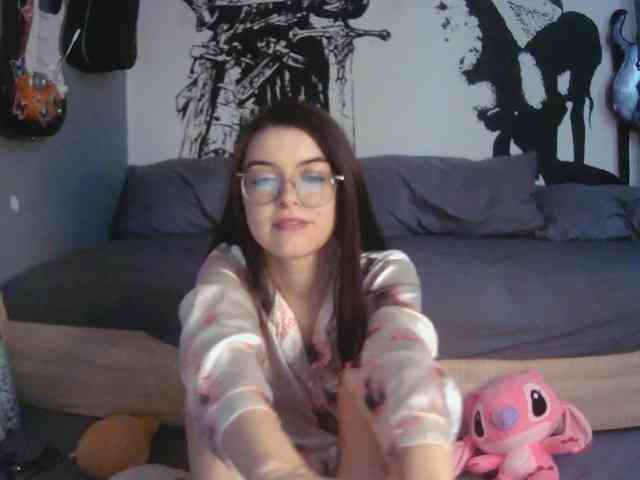 kitsun0ira webcam