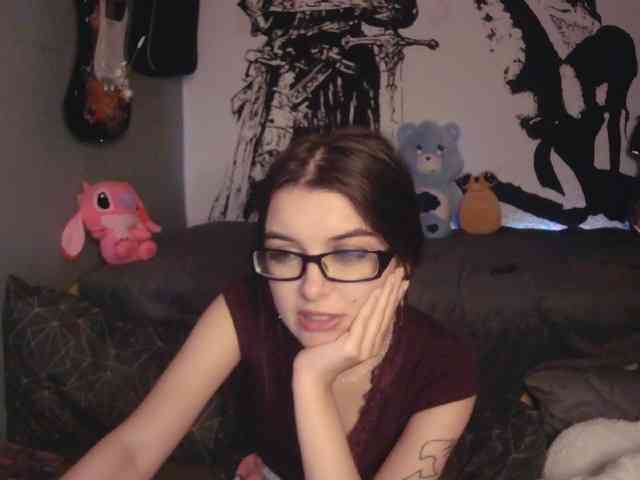 kitsun0ira webcam