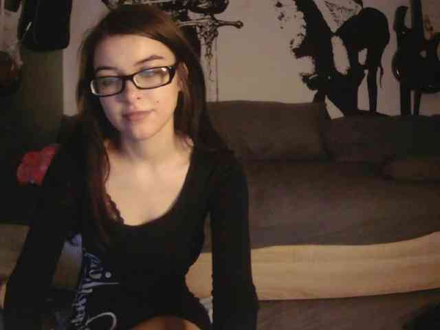 kitsun0ira webcam