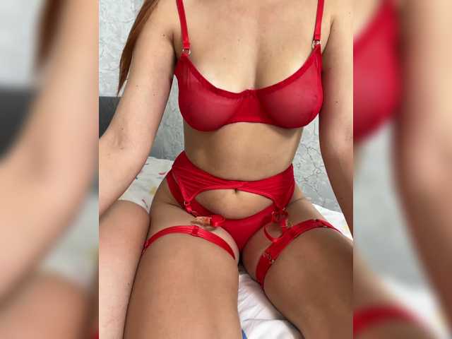 TrahTraheri live cam preview