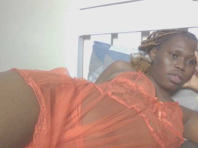 Dewebony live webcam show