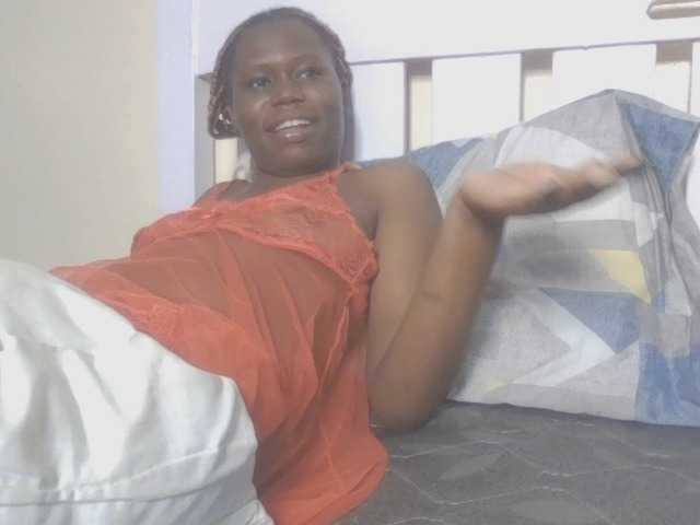Dewebony live webcam show