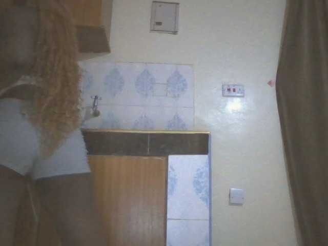 Dewebony live webcam show